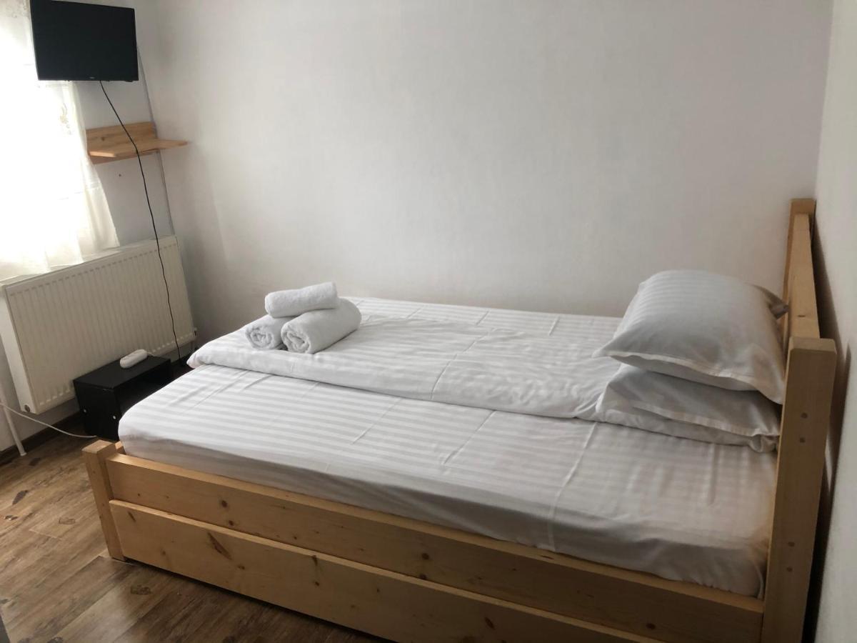 ブルトプ Casa Bogdanヴィラ エクステリア 写真